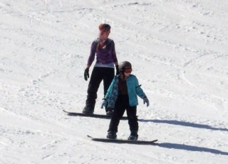  单板滑雪发现 Axe 